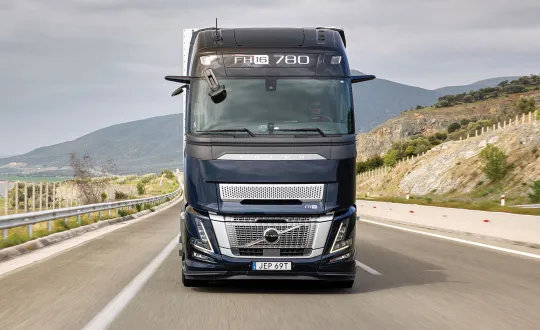 Η μεγάλη πρεμιέρα της Θεσσαλονίκης: νέο Volvo FH16 780, το ισχυρότερο φορτηγό παραγωγής του κόσμου με 3.800 Nm ροπής